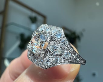 Art Deco platina ring met oudgeslepen natuurlijke diamant.