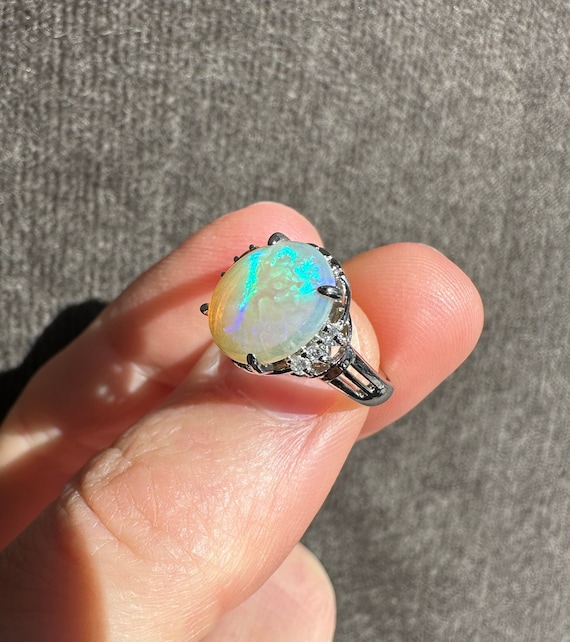 Beautiful Vintage Natural Opal & Diamonds in Soli… - image 5