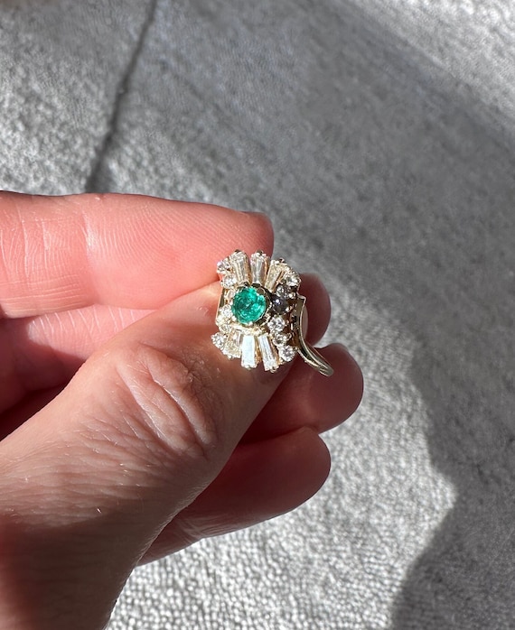 Vintage Solid 14k Natural Emerald & Diamond Balle… - image 4