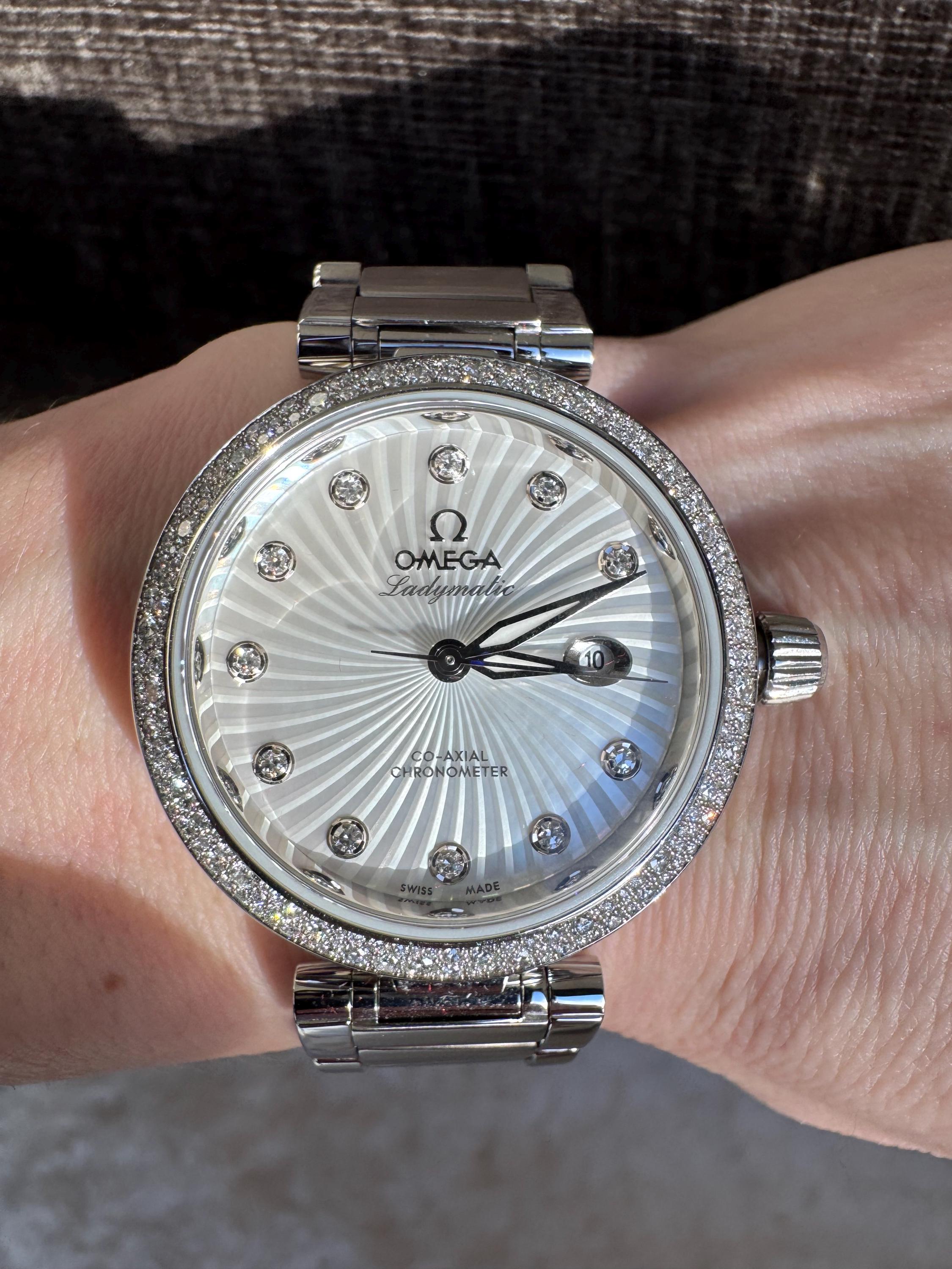 Authentic OMEGA LADYMATIC watch?? SALE | OMEGA 425.65.34.20.55.005 Omega De Ville Ladymatic Co  main image 3