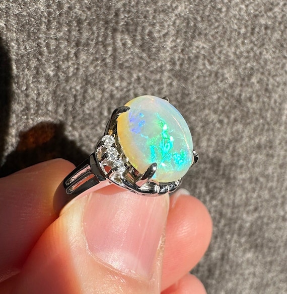 Estate Opal & Diamond Platinum Ring