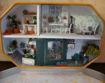 dollhouse miniature in a box of candies 1/144 scale