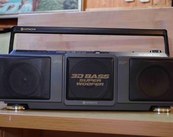 Radiocassette Hitachi