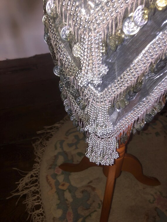 Deep triangular coin belt, silver with silver bea… - image 2