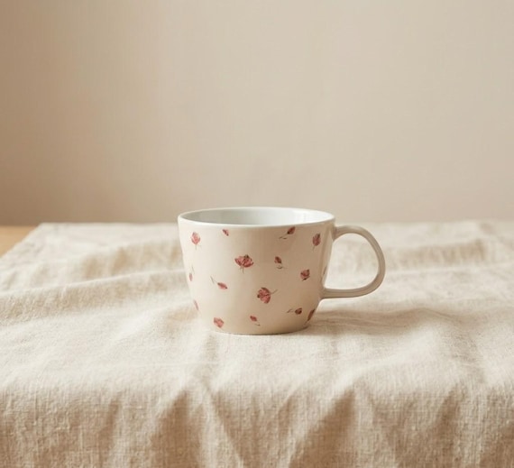 Korean Floral Ceramic Coffee Mug: Delicate Porcelain Tea Cup for Women