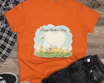 Mother Duck with Ducklings Tee | Happy Mothers Day heart design