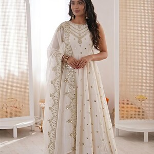 Premium White Anarkali Gown With Dupatta Set Flair gown Indian Wedding Dress Long Flared Dress Designer Long Gown Bridesmaid Dress image 2