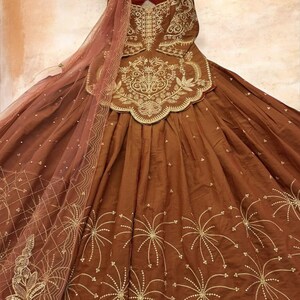 Conjunto de sharara marrón de diseñador indio para mujer para bodas, salwar kameez para mujer, traje pakistaní para mujer, vestido étnico, conjunto de top palazzo para mujer