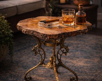 Mesa lateral antiga feita à mão – Mesa lateral vintage exclusiva com tampo de madeira, móvel decorativo artesanal, mesa de centro rústica.