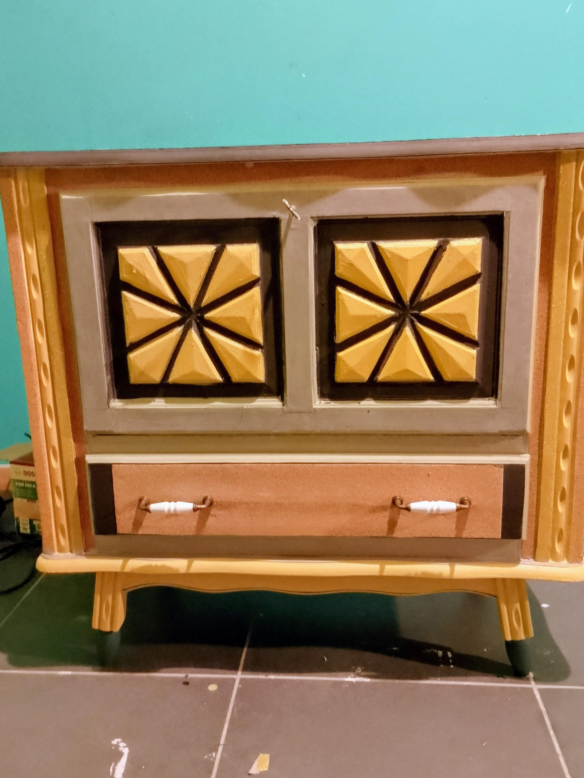 Meuble bois rénové, repeint style vintage