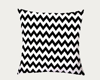 Decorative Pillow Case, Black White Cotton Throw pillow case with Zig Zag pattern, fits 18" x 18" insert, Cushion case, Toss pillow case.