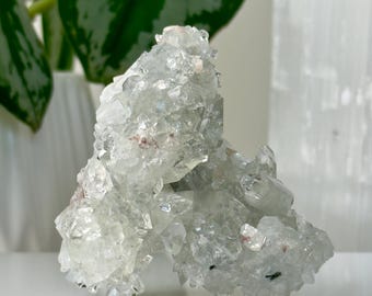 Grupo de cristales de apofilita diamante // Ejemplar de piedra transparente de calidad AAA Calcedonia azul Roca mineral natural brillante en bruto Estilbita color melocotón