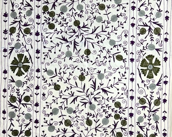 Handmade Silk Floral Embroidered Suzani  Needlework Oriental Bohemian Bedding Indian Bed Sheet Queen.