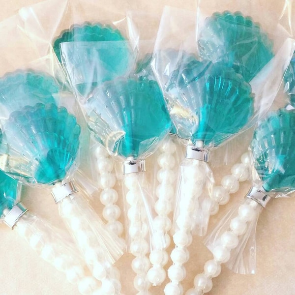 12 CLAMSHELL LOLLIPOPS with Faux Pearl Sticks - Mermaid Party Favors, Baby Shower Favors