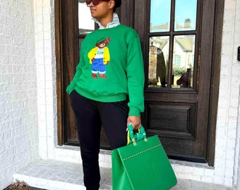 Sudadera Chi Eta Phi con parches "Chi Bear" / Ropa griega de la hermandad de enfermería