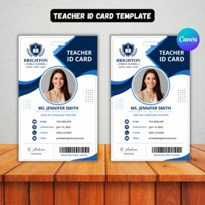 Peut inclure: Un modèle de carte d'identité d'enseignant au design bleu et blanc avec le texte TEACHER ID CARD, Brighton Public School et un emplacement photo circulaire. Il comprend des champs pour le nom, le titre, l'ID, la date, le téléphone et un code-barres.
