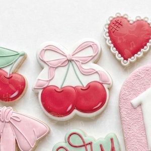 cortador de galletas de cerezas con lazo