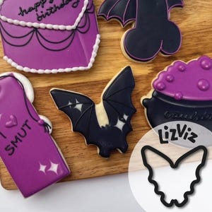 Realistic Bat Cookie Cutter: Halloween Baking