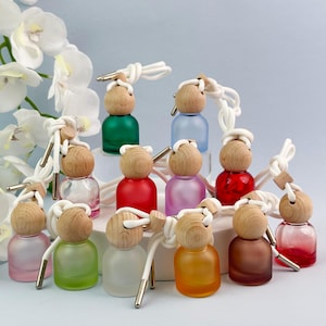 10ml Glass Car Diffuser Bottle, Hanging Air Freshener Jar with Wooden Ball Cap, Empty Refillable Car Perfume Bottle, Home Aroma Decor Gift
