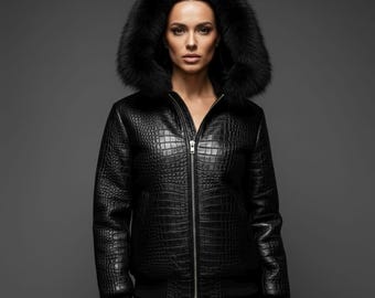 Chaqueta de piel de cocodrilo con capucha de piel sintética para mujer