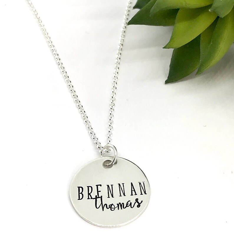 Kids Name Necklace Nameplate Necklace Christmas gift for Mom from Daughter