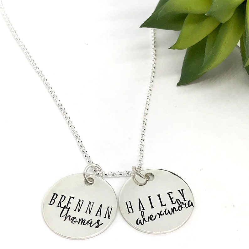 Kids Name Necklace Nameplate Necklace Christmas gift for Mom from Daughter