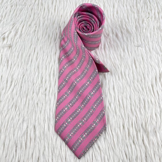 Vintage Authentic Hermes Paris Pink Silk Tie, Geometric Chain Link Print Men's Necktie, Made in France Luxury Business Silk Tie 5402 OA