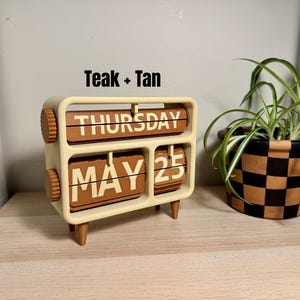 Calendario perpetuo da scrivania stampato in 3D – Decorazione per ufficio con colori personalizzati Teak + Tan