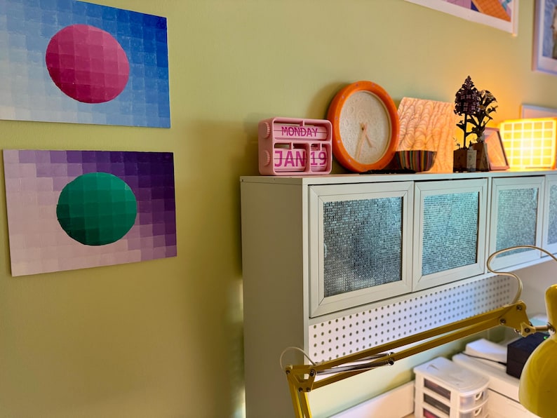 Calendario perpetuo da scrivania stampato in 3D – Decorazione per ufficio con colori personalizzati immagine 5