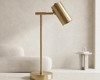 Lámpara de mesa nórdica dorada: moderna luz de mesilla de noche y estudio para la decoración del dormitorio y la sala de estar.