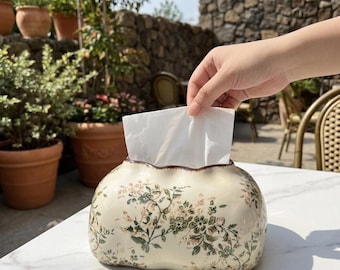Funda de cerámica para caja de pañuelos, servilletero botánico de estilo shabby chic, decoración de tocador de baño estilo cottagecore, regalo de inauguración de casa de porcelana festoneada