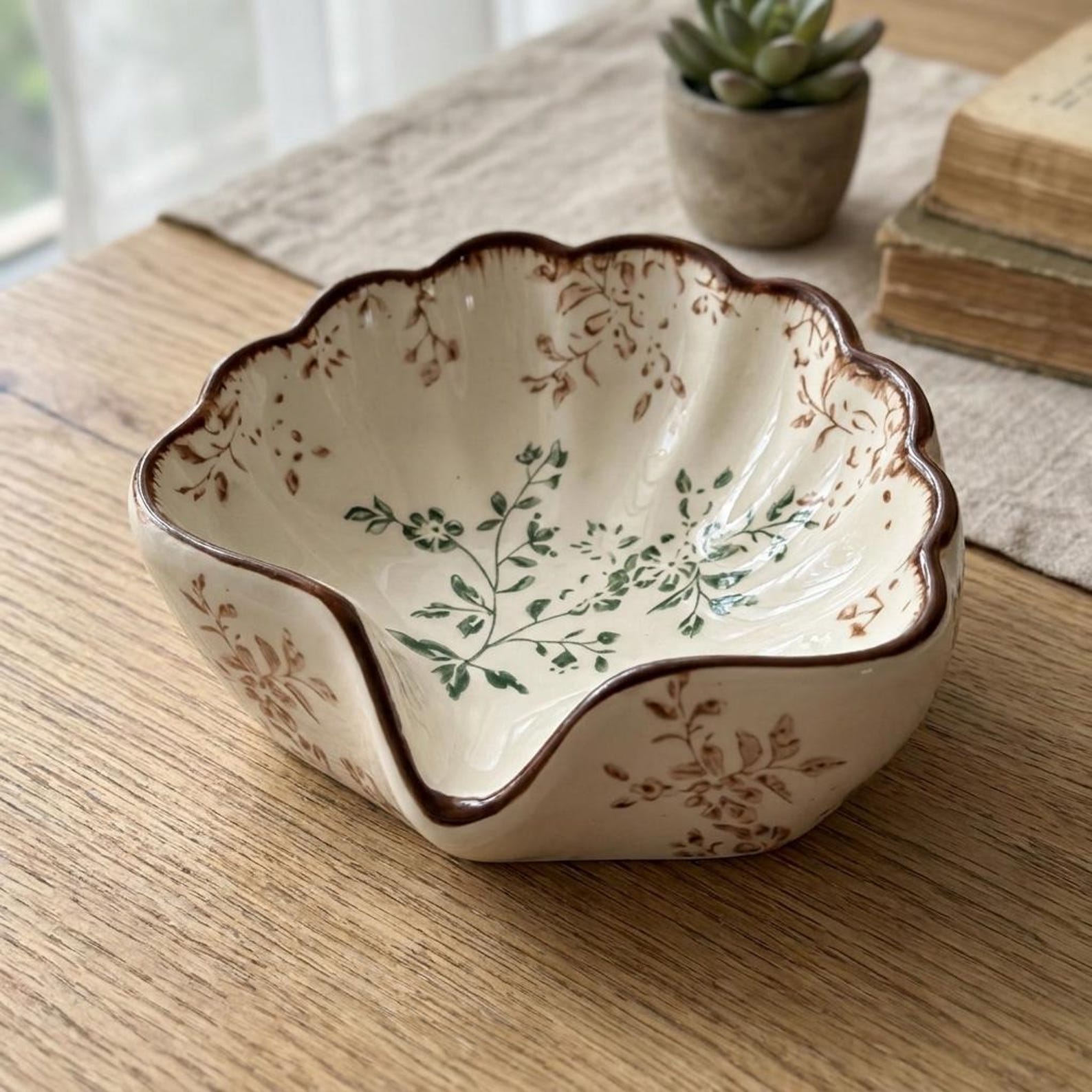 Ceramic Soap Dish, Vintage Floral Self Draining Soap Holder, Farmhouse Bathroom Decor, Soap Bar Tray, Cottagecore Housewarming Gift for Her