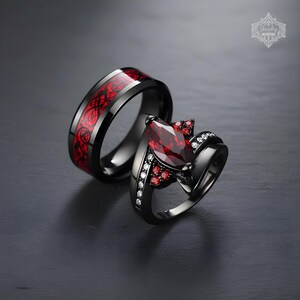 Peut inclure: Panneau en bois rustique avec l'inscription "Welcome to our home" en lettres blanches. Le panneau présente une finition vieillie et un design simple et accueillant, idéal pour un porche ou une entrée.