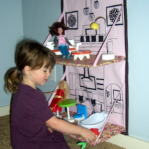 Store Away Doll House e-pattern. Fold up and store away when not using.