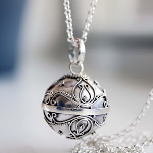 16mm Tulip Bali Sterling Silver Harmony Ball Necklace LS85
