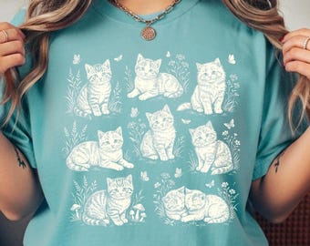 Comfort Colors® Vintage 90s Cats T-Shirt, Kitten Nature Shirt, Retro Cottagecore Kittens Graphic Tee, Cute Pet Floral Top