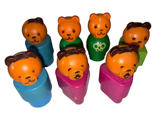 Fisher Price vintage 1984 jumbo Lot Of 7 little people bears shapes
