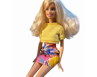 Muñeca Barbie rubia de los 90 de Mattel - Rodillas articuladas - Conjunto único con zapatos