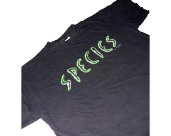Vintage SPECIES 1995 Horror Movie Promo T-Shirt Adult XL Q-tees Usa Glows!