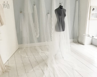 Tulle bridal cape with high neckline • Wedding cape • Sheer cape • Bridal cape • Tulle cape • Veil alternative • Wedding veil