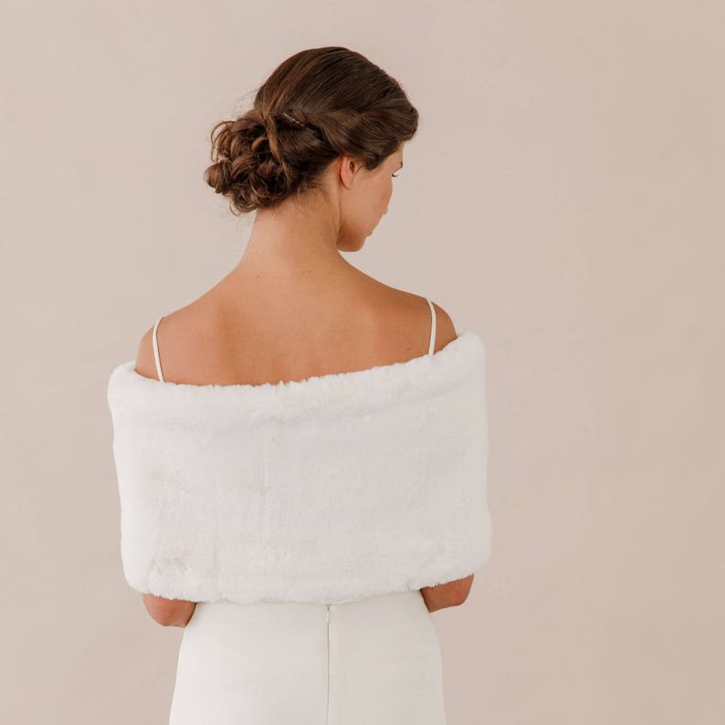 Faux fur shrug \u2022 Faux fur stole \u2022 Faux fur stole for wedding \u2022 Faux fur bridal wrap