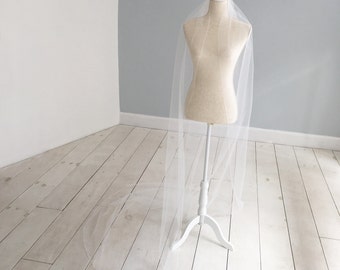 Wedding Veil • Pencil edge Wedding Veil • Merrow edge Wedding Veil • Simple Wedding Veil • Single tier veil • Bridal veil