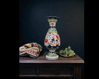 Jarrón turco vintage de cerámica Kütahya – Estilo Iznik de mediados del siglo XX