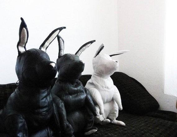 【kitty bunny pony】Little Black Bunnies Porky Hobo Bag Little Black Bunnies Porky Hobo Bag Ⅱ - kittybunnypony