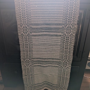 Hand woven Overshot Star of Bethlehem Table Runner in 100% cotton with gold metallic accent