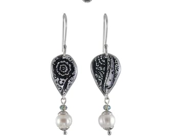 Long earrings Lace Drops 100% handmade from Poland, etno boho jewelry, black and white earrings, sterling silver and resin, natural pearls