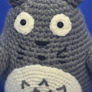 Handgjord Totoro Virkad Amigurumi Gosedjur - Studio Ghibli bild 9