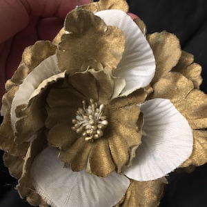 Golden bloom head piece