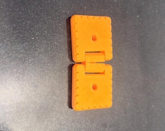 Cracker Slider Fidget | Biscuit Pocket Stress Toy