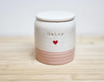 Custom Ceramic Pet Urn: Personalised Cylinder Pink Urn with Forget-me-nots Rainbow Heart Design